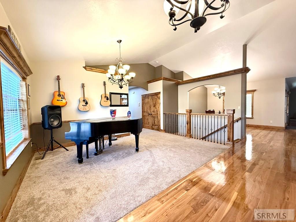 5465 Rio Seco Drive Idaho Falls, ID 83406 - Photo 5 of 36