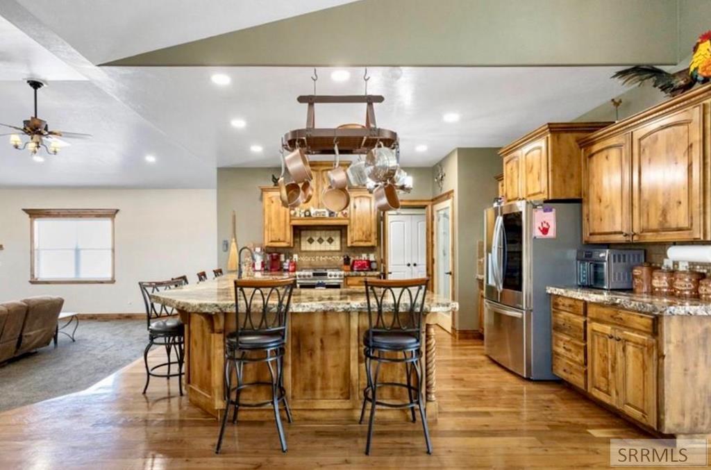 5465 Rio Seco Drive Idaho Falls, ID 83406 - Photo 7 of 36