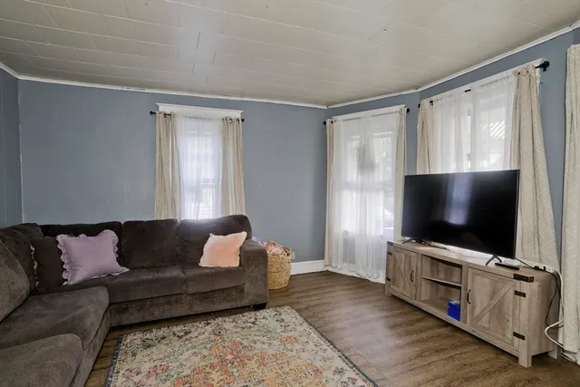 $240,000 | 80 Stewart Street, Chicopee, MA 01020