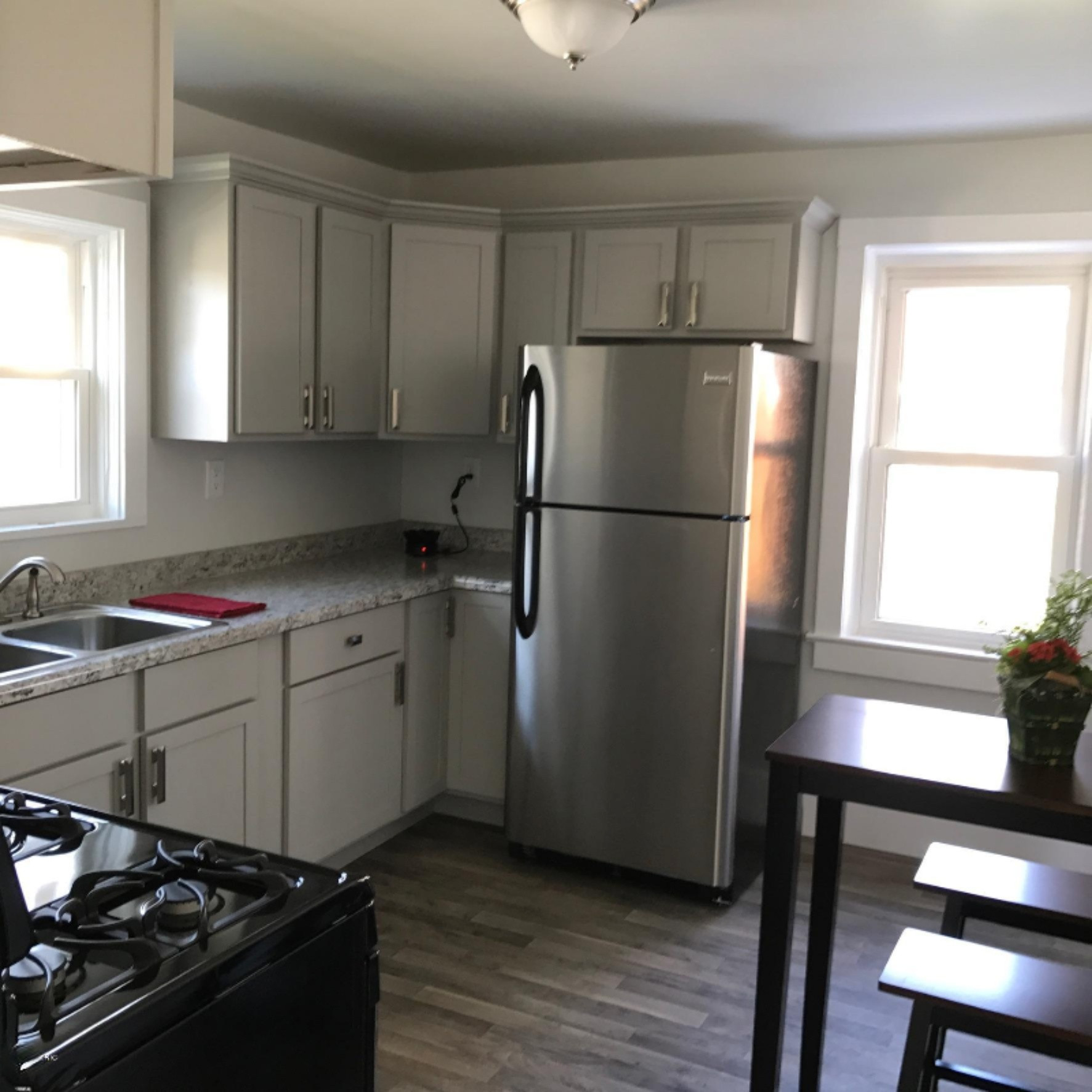 207 West Bennett Street Three Rivers, MI 49093 - Photo 6 of 16 IMG_1552