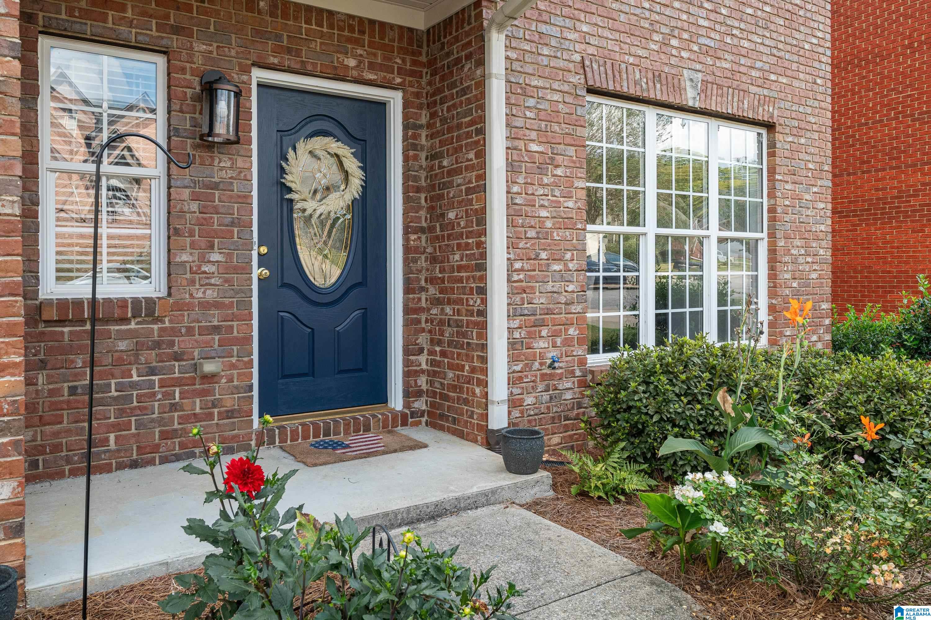 628 Meadow Ridge Drive Birmingham, AL 35242 - Photo 4 of 45