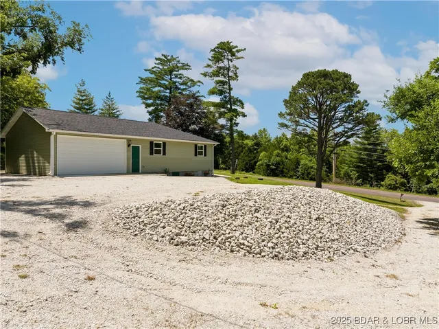 $340,000 | 326 State Road West, Macks Creek, MO 65786