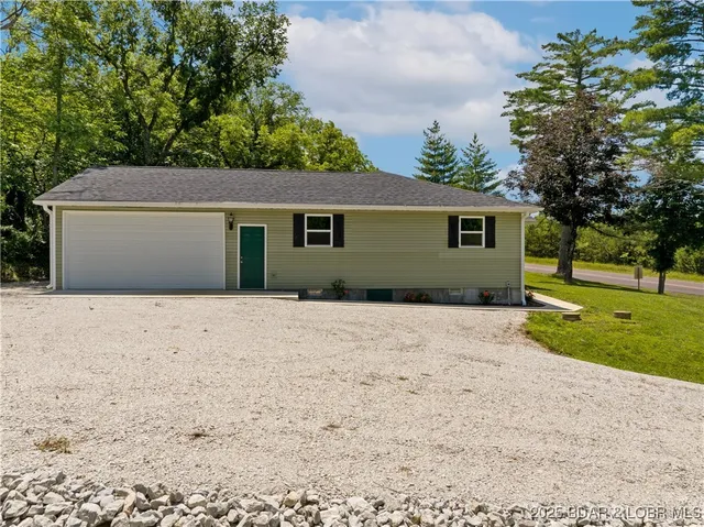 $340,000 | 326 State Road West, Macks Creek, MO 65786