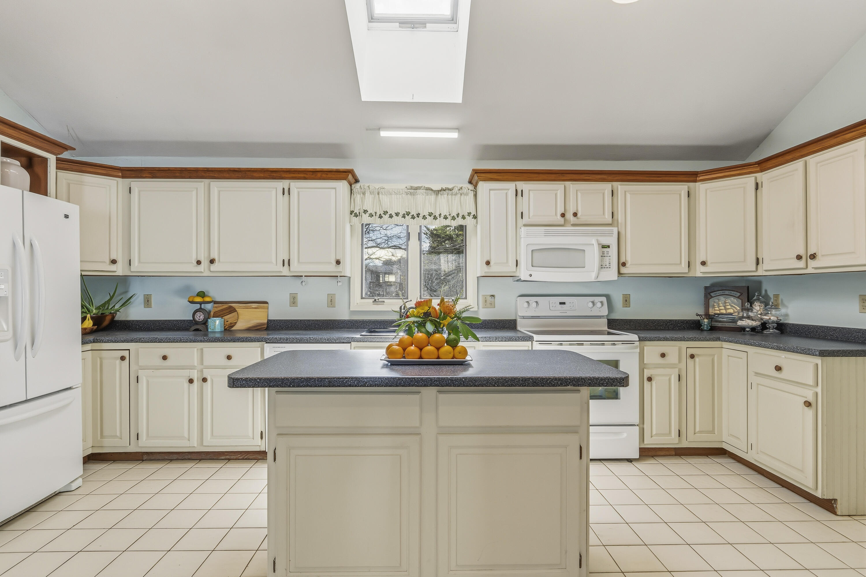 48 Howard Avenue Wells, ME 04090 - Photo 19 of 54 e For Sale 48 Howard Avenue_0103