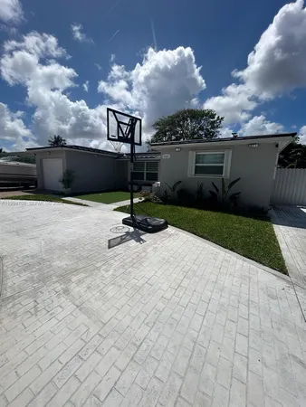$599,000 | 6582 Northwest 1st Street, Margate, FL 33063