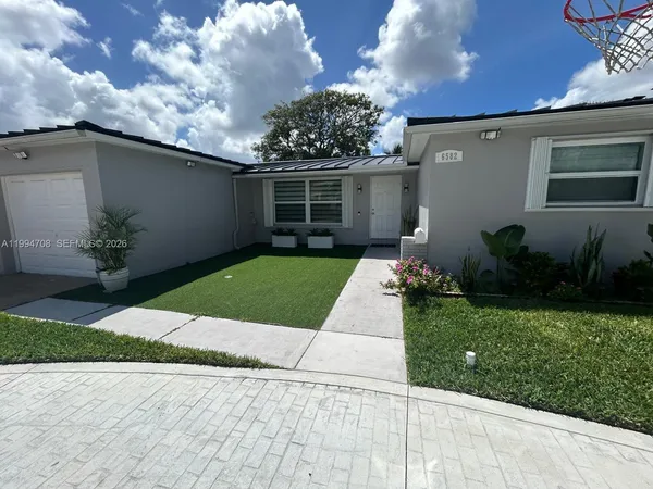 $599,000 | 6582 Northwest 1st Street, Margate, FL 33063