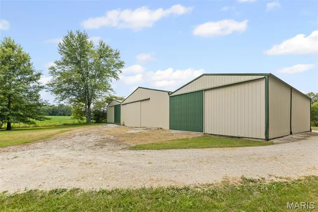$599,000 | 9199 Schupbach Road, Sparta, IL 62286