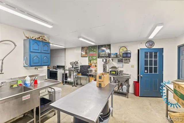 $599,000 | 9199 Schupbach Road, Sparta, IL 62286