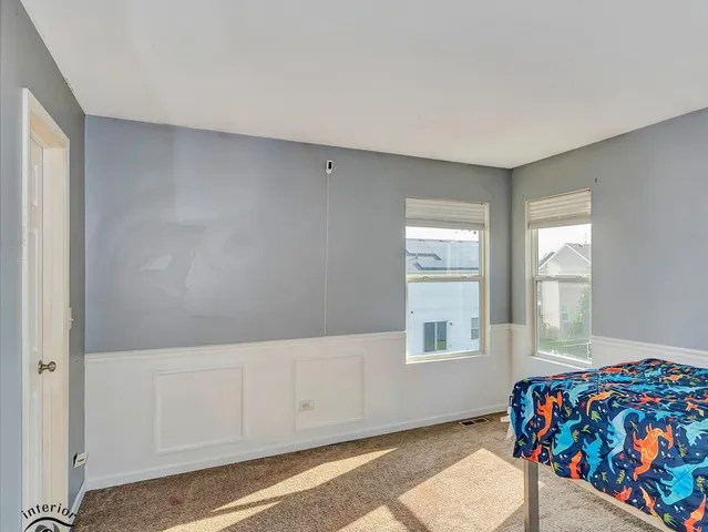 $389,999 | 1418 Fitzer Drive, Joliet, IL 60431