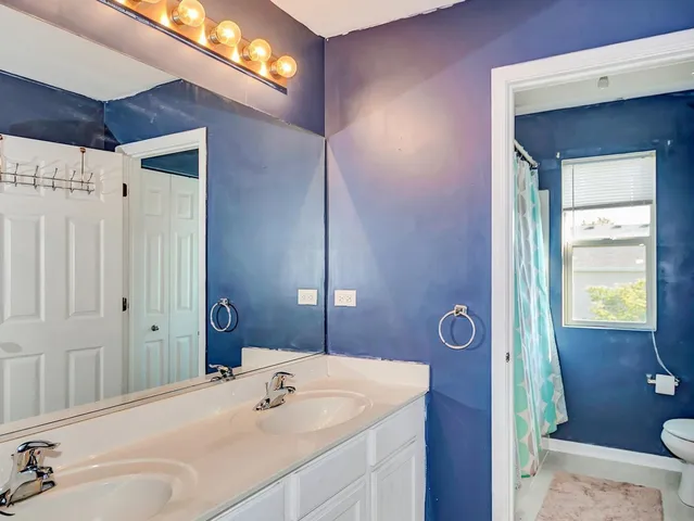 $389,999 | 1418 Fitzer Drive, Joliet, IL 60431