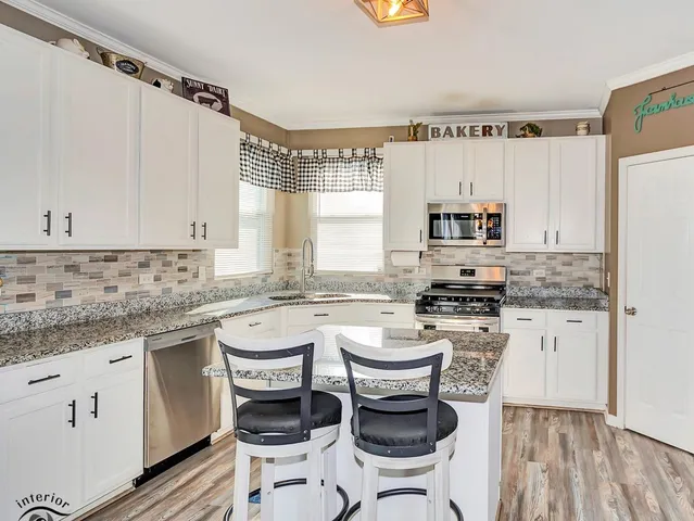 $399,999 | 1418 Fitzer Drive, Joliet, IL 60431