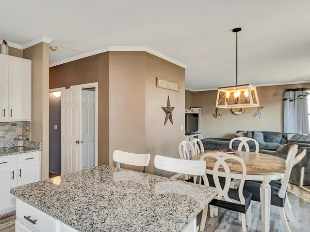 $389,999 | 1418 Fitzer Drive, Joliet, IL 60431