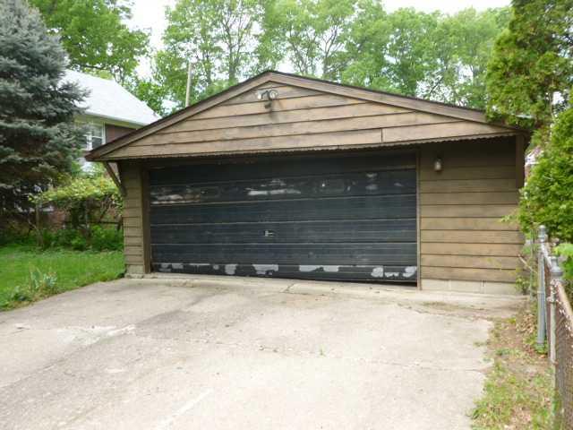 3777 Watson Road Indianapolis, IN 46205 - Photo 3 of 11 Gallery Image 3