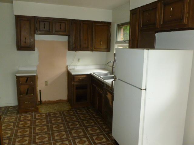 3777 Watson Road Indianapolis, IN 46205 - Photo 6 of 11 Gallery Image 6
