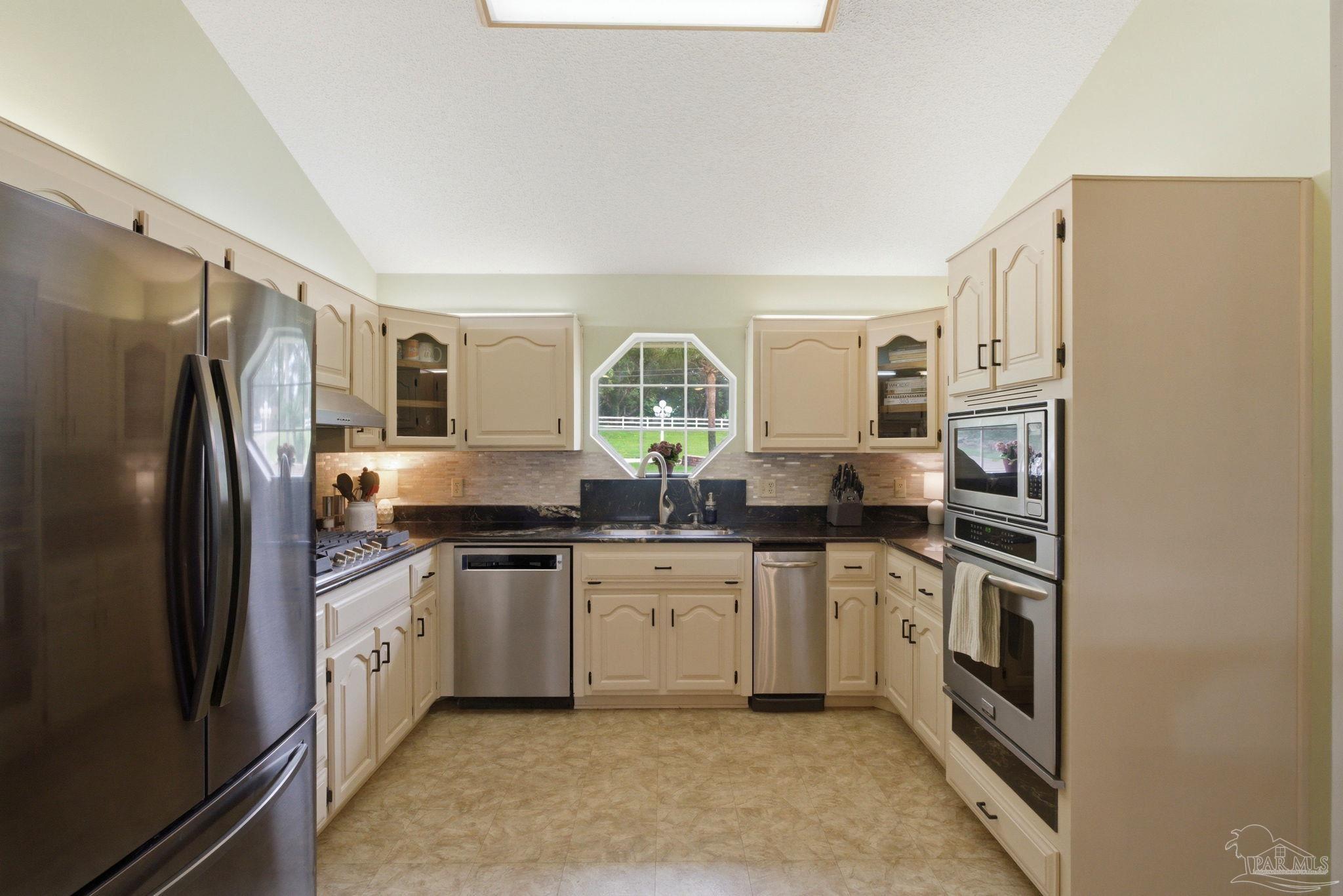 2691 West Roberts Road Cantonment, FL 32533 - Photo 11 of 72