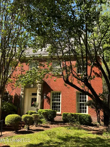 $525,000 | 256 Eastbrooke Street, Jackson, MS 39216