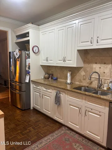 $525,000 | 256 Eastbrooke Street, Jackson, MS 39216