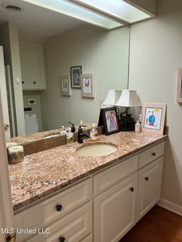 $525,000 | 256 Eastbrooke Street, Jackson, MS 39216