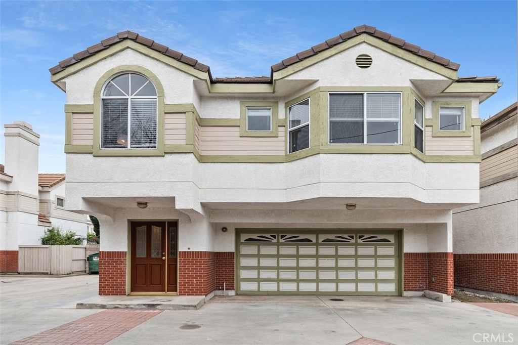 601 Fifth Avenue, Unit B Arcadia, CA 91006 - Photo 1 of 1 a front view of a house