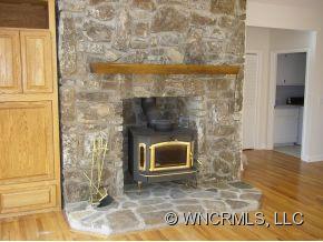 140 Wind Spirit Lane Clyde, NC 28721 - Photo 7 of 11