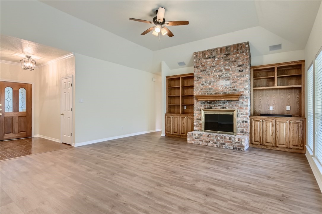 511 Susana Drive Georgetown, TX 78628 - Photo 8 of 31 Living Room with fireplace