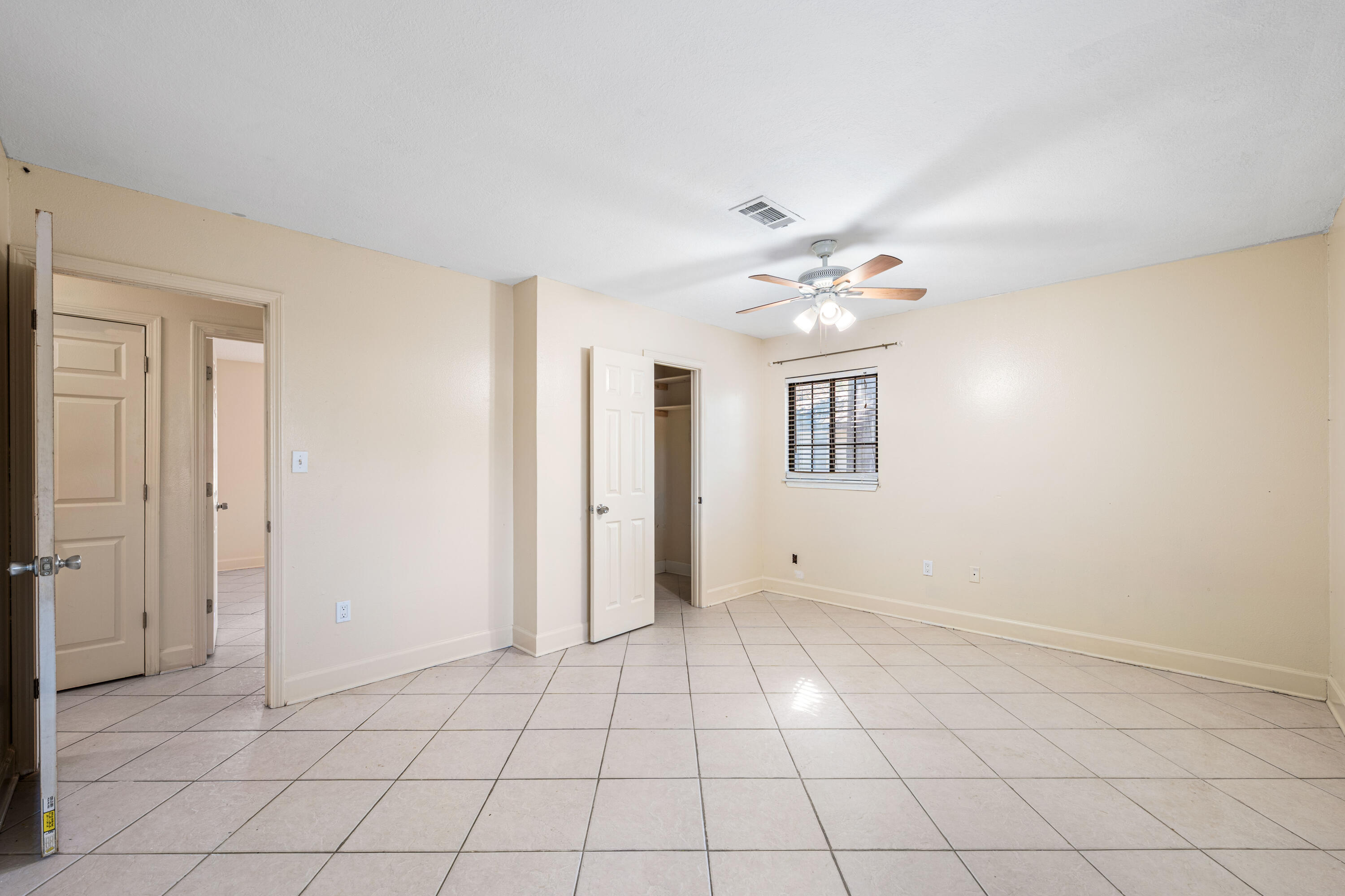 415 Main Street Destin, FL 32541 - Photo 28 of 53 Primary Room