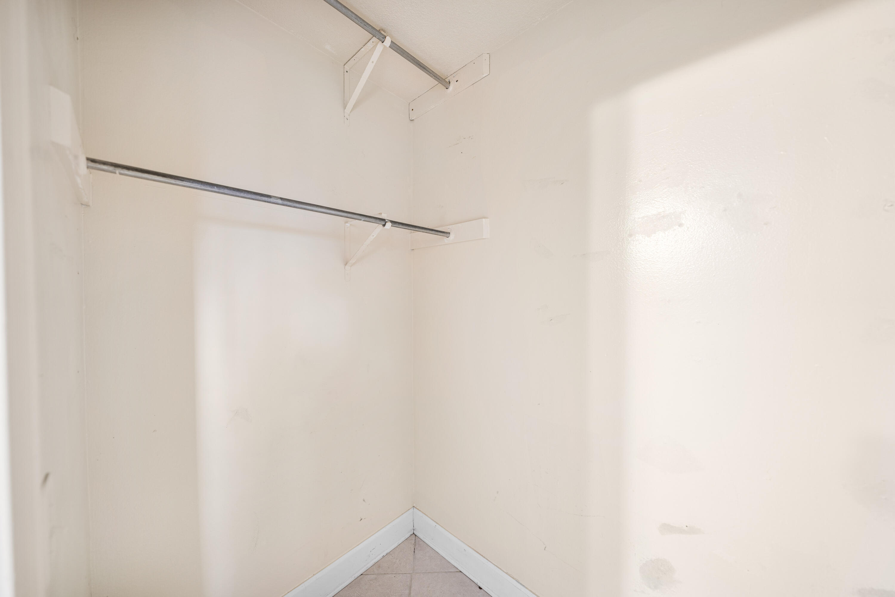 415 Main Street Destin, FL 32541 - Photo 30 of 53 Primary Closet