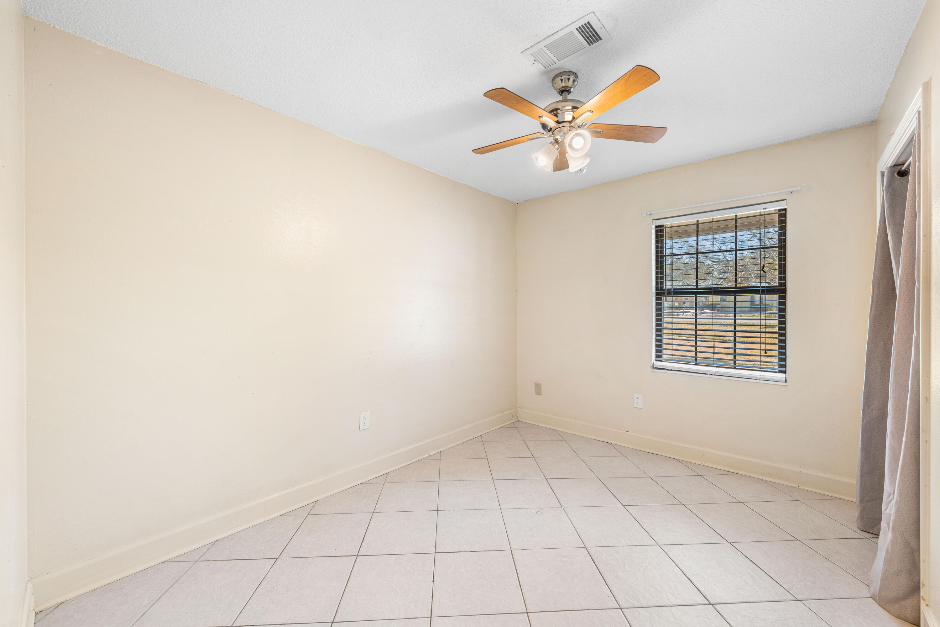 415 Main Street Destin, FL 32541 - Photo 35 of 53 Bedroom 3