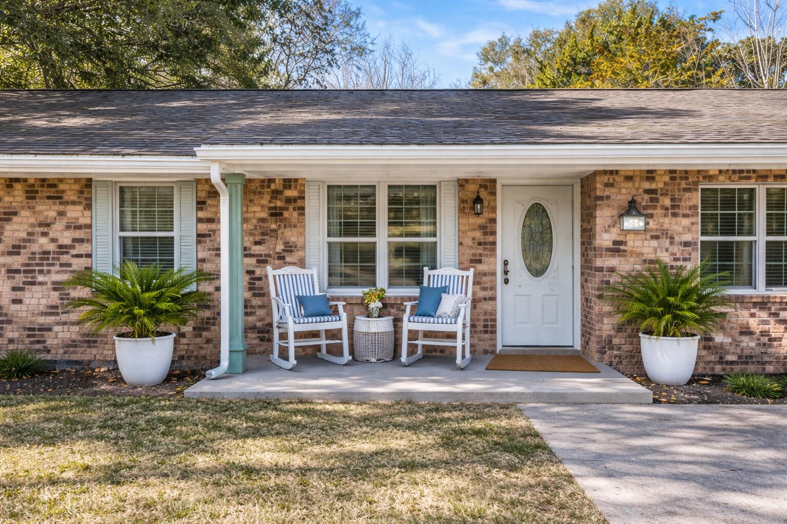 415 Main Street Destin, FL 32541 - Photo 7 of 53 Virtual Staging - Front Porch