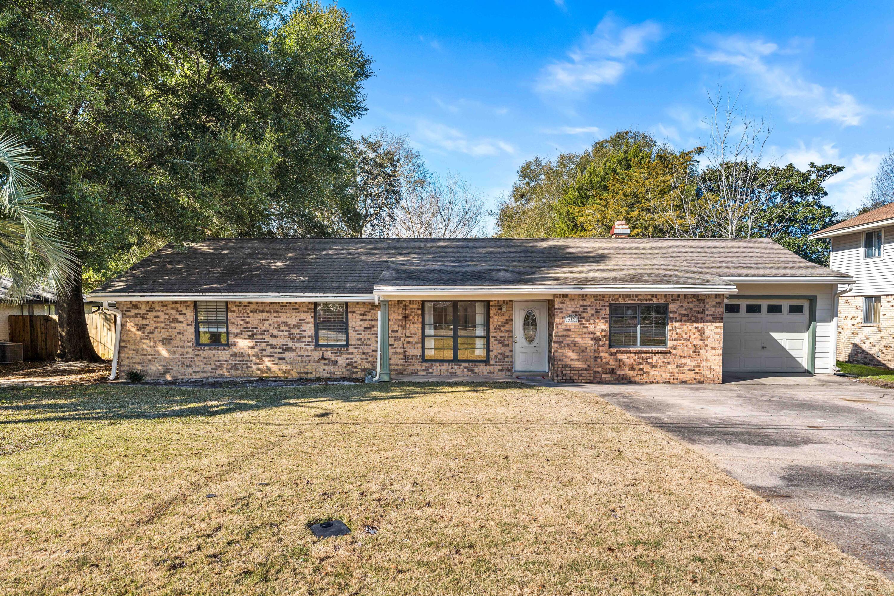 415 Main Street Destin, FL 32541 - Photo 8 of 53 Front Porch