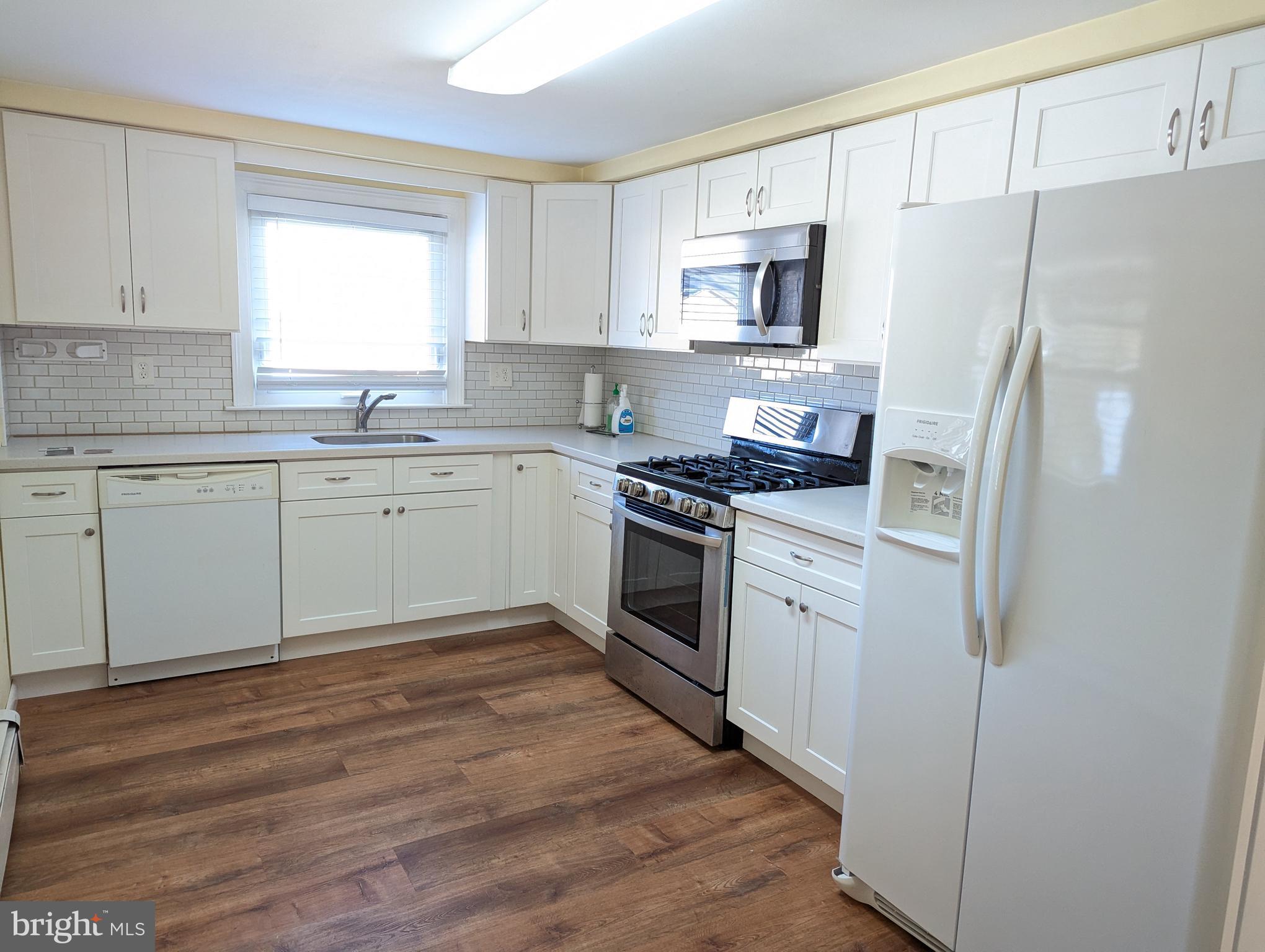 456 Barnacle Road Forked River, NJ 08731 - Photo 3 of 16 Kitchen