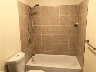 $2,200 | 64 Tennis Plaza Road, Unit 2, Dracut, MA 01826