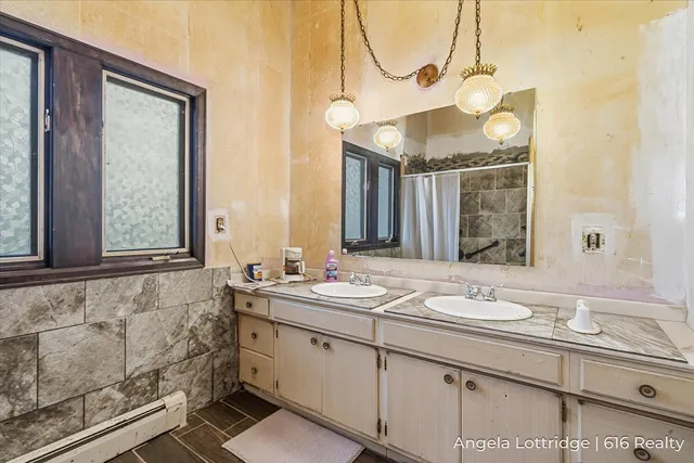 $260,000 | 6240 Highway 66, Nashville, MI 49073