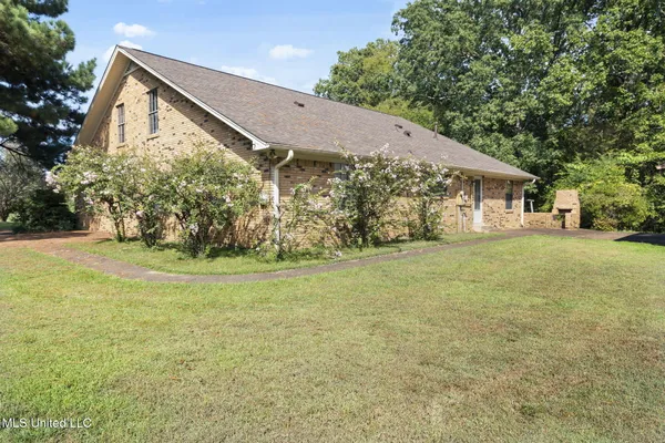 $369,900 | 7848 Missy Cove, Hernando, MS 38632