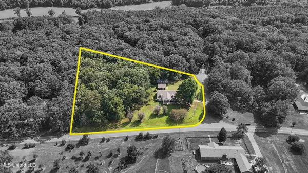 $369,900 | 7848 Missy Cove, Hernando, MS 38632