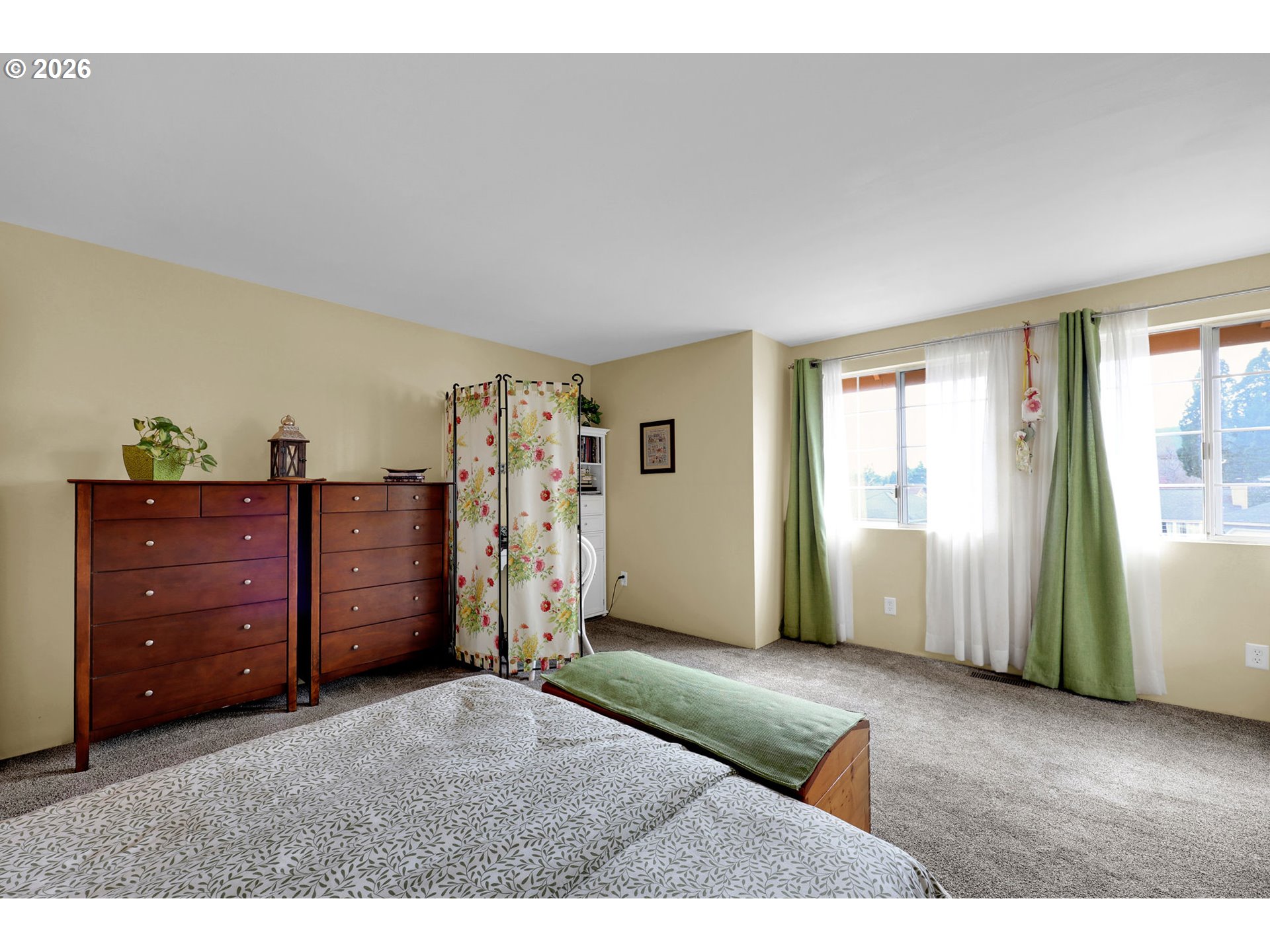 4452 Jessica Drive Springfield, OR 97478 - Photo 24 of 43 a view of an empty room with closet and cabinet