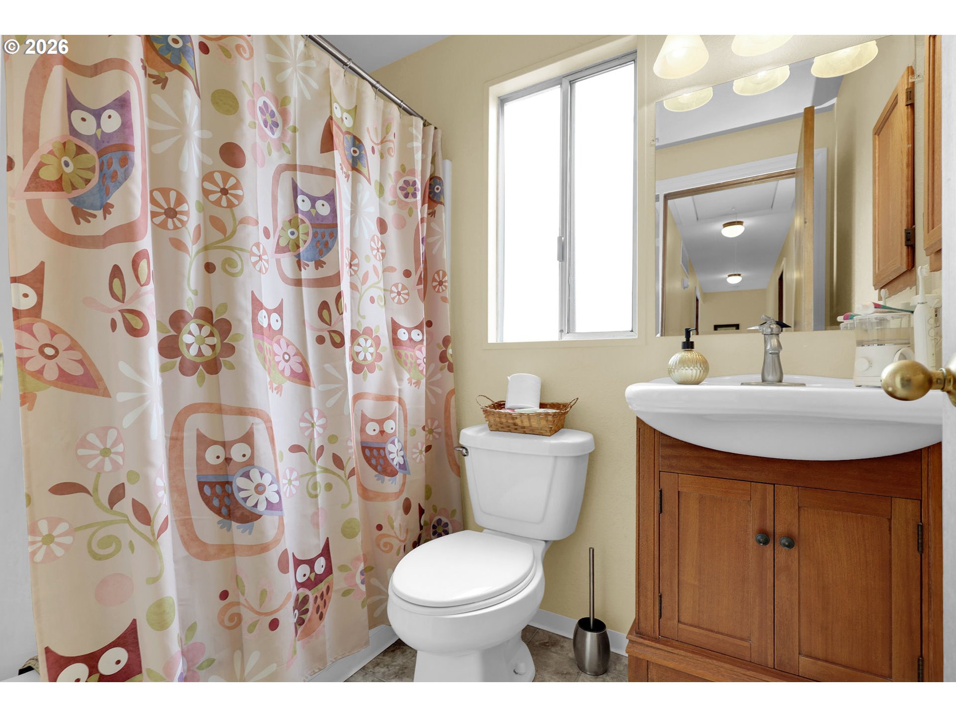 4452 Jessica Drive Springfield, OR 97478 - Photo 30 of 43 a bathroom with a sink and a toilet