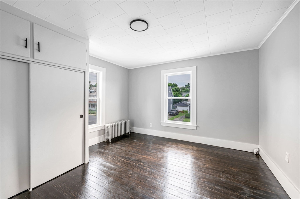 15 Myrtle Avenue Holyoke, MA 01040 - Photo 25 of 42