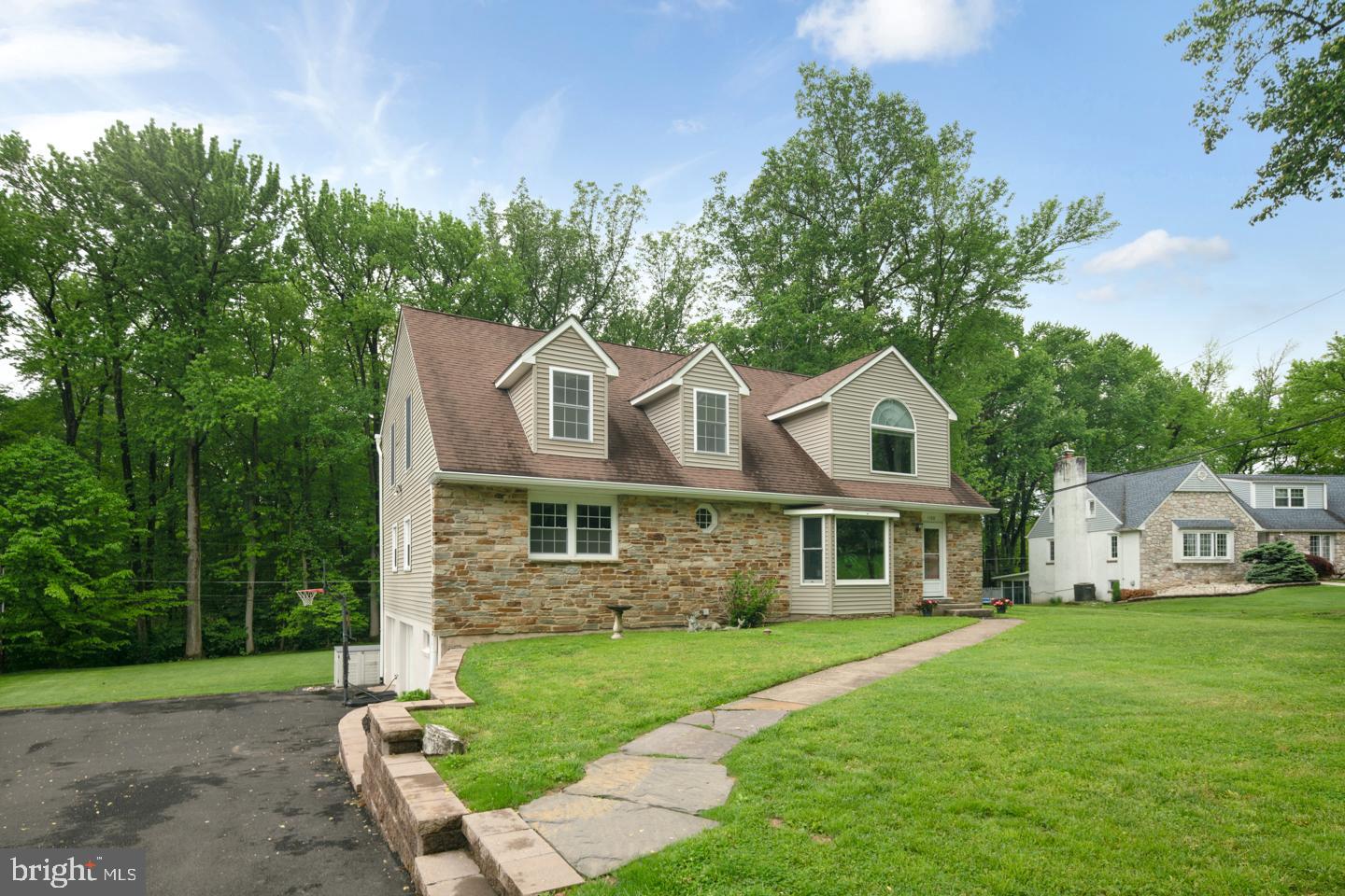 4388 Yates Road Bensalem, PA 19020 - Photo 2 of 35 Gallery Image 2