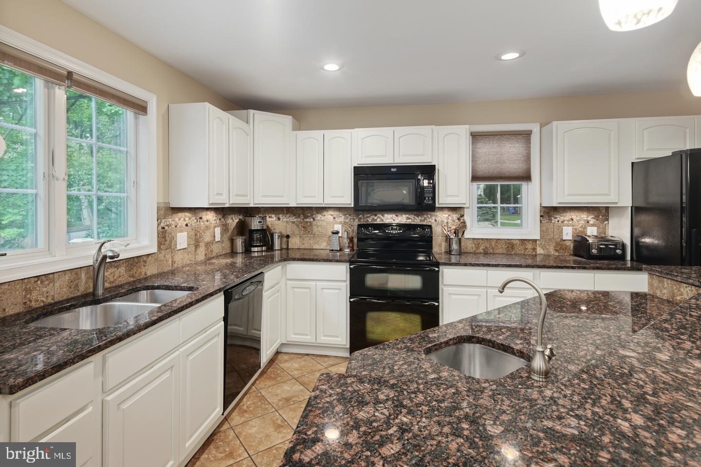 4388 Yates Road Bensalem, PA 19020 - Photo 14 of 35 Gallery Image 14