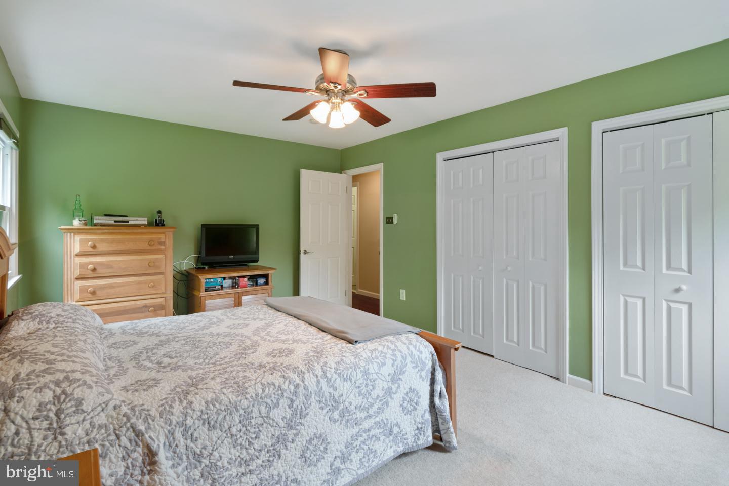 4388 Yates Road Bensalem, PA 19020 - Photo 18 of 35 Gallery Image 18