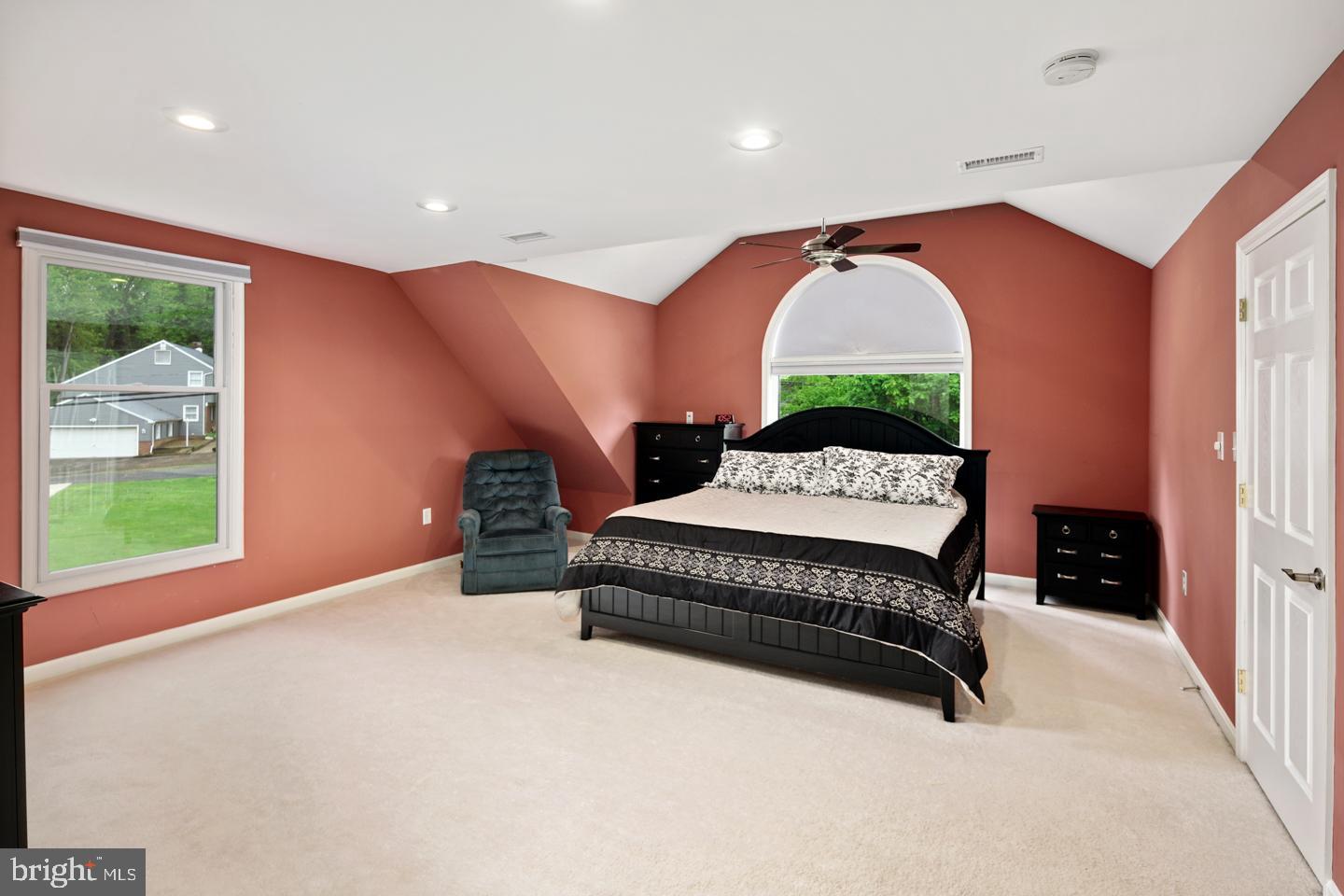 4388 Yates Road Bensalem, PA 19020 - Photo 20 of 35 Gallery Image 20