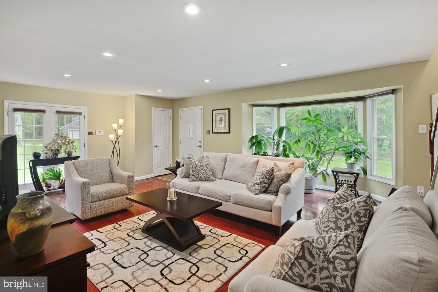 4388 Yates Road Bensalem, PA 19020 - Photo 4 of 35 Gallery Image 4