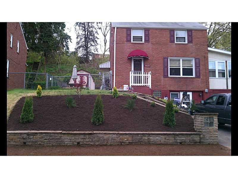 860 Middle Road Pittsburgh, PA 15234 - Photo 1 of 22 Exterior Front.