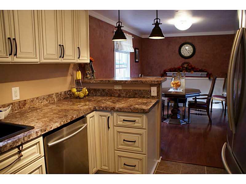 860 Middle Road Pittsburgh, PA 15234 - Photo 2 of 22 It's a Wow Kitchen!