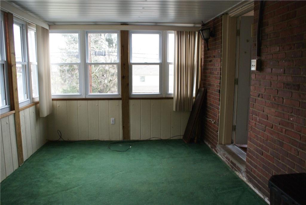 860 Middle Road Pittsburgh, PA 15234 - Photo 16 of 22 Gallery Image 16