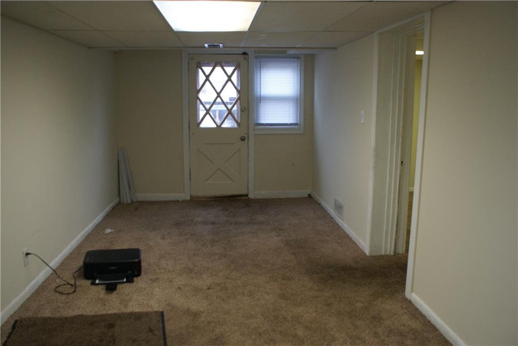 860 Middle Road Pittsburgh, PA 15234 - Photo 17 of 22 Gallery Image 17