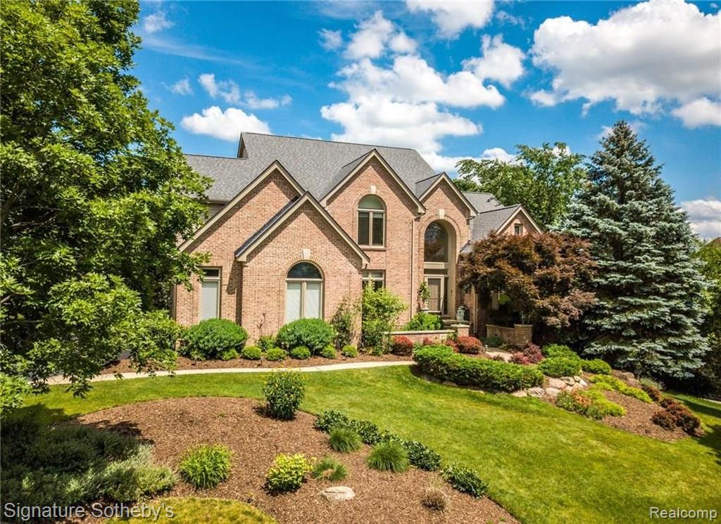 1650 Scenic Hollow Rochester Hills, MI 48306 - Photo 4 of 60