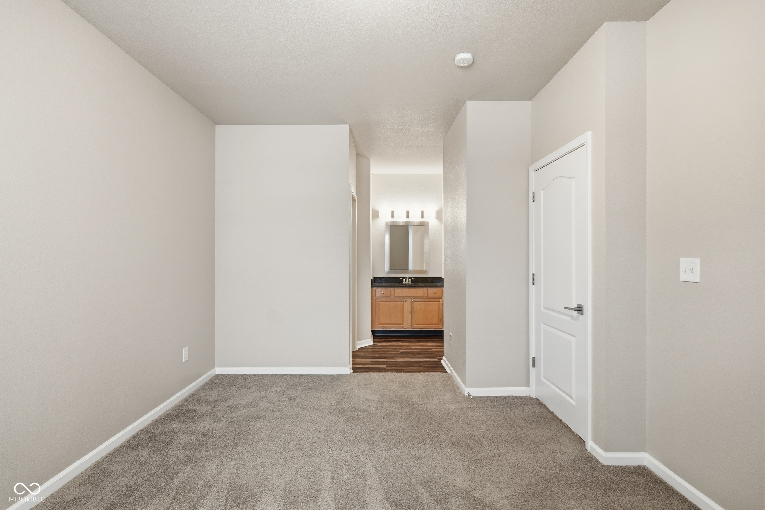 12833 Tradd Street, Unit 2A Carmel, IN 46032 - Photo 23 of 38