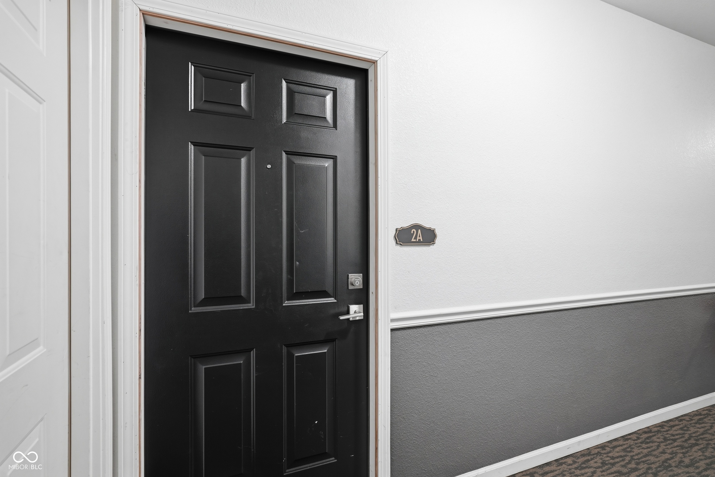 12833 Tradd Street, Unit 2A Carmel, IN 46032 - Photo 5 of 38